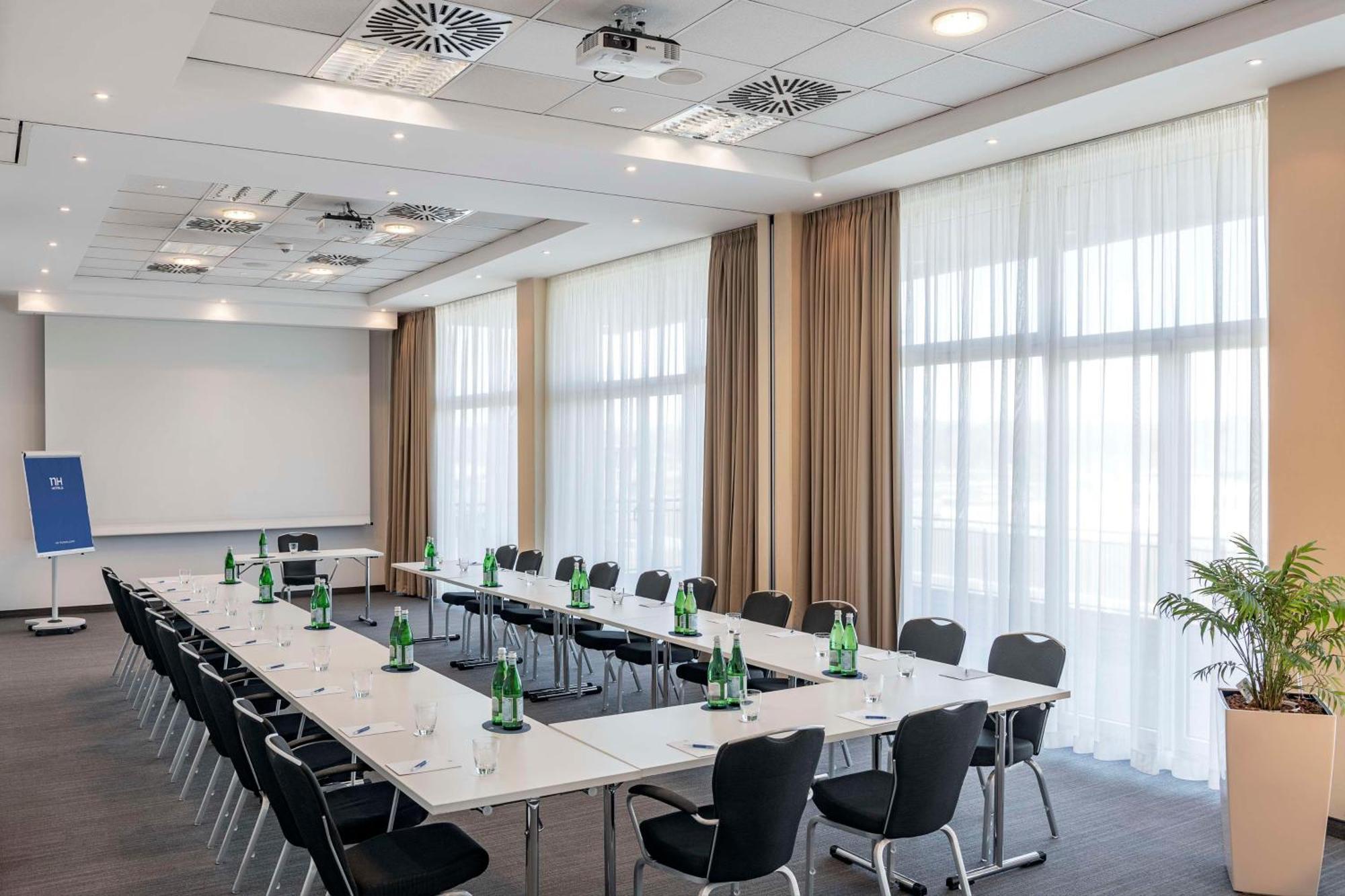 Nh Hamburg Horner Rennbahn Hotel Ngoại thất bức ảnh