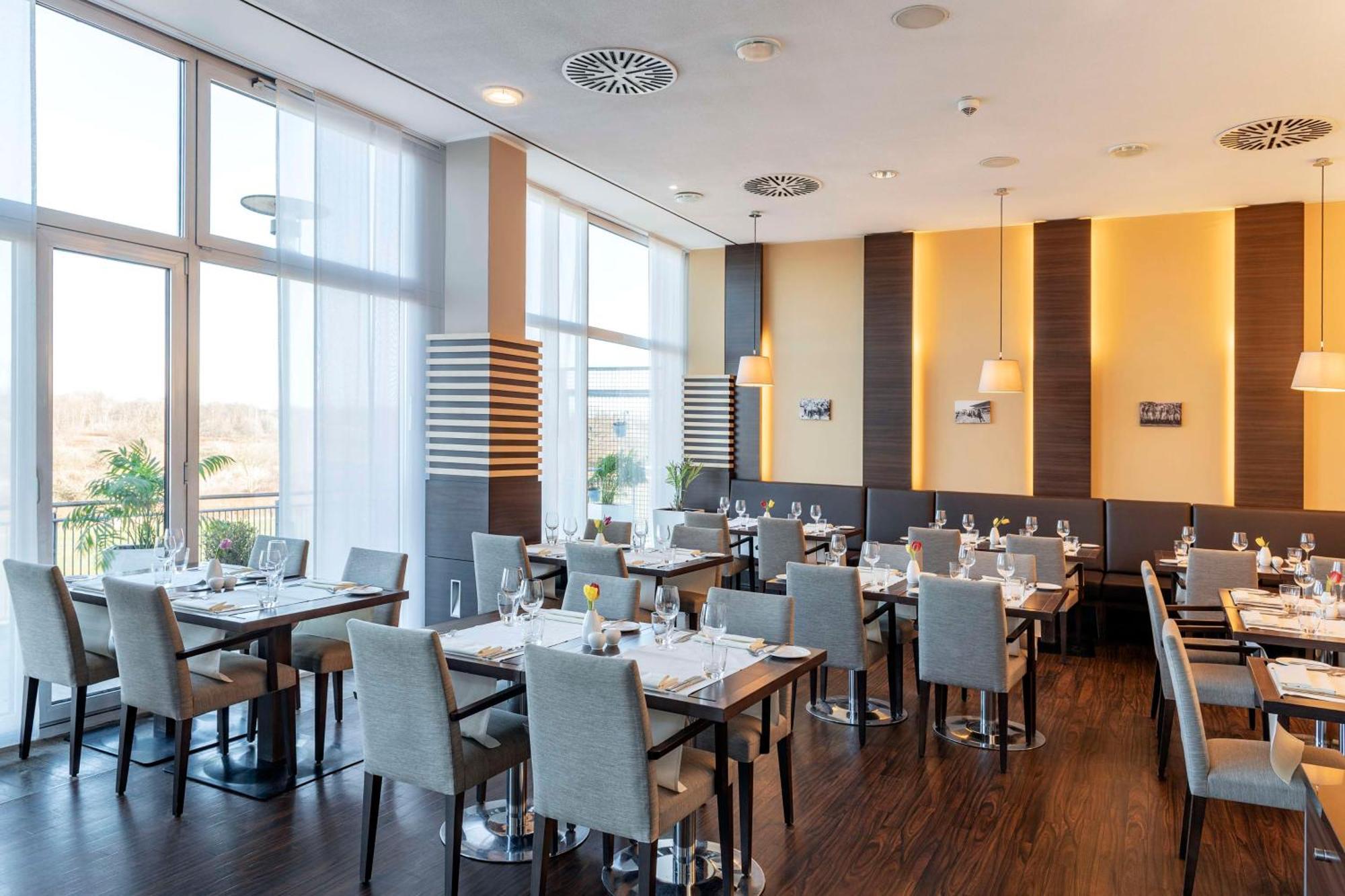 Nh Hamburg Horner Rennbahn Hotel Ngoại thất bức ảnh